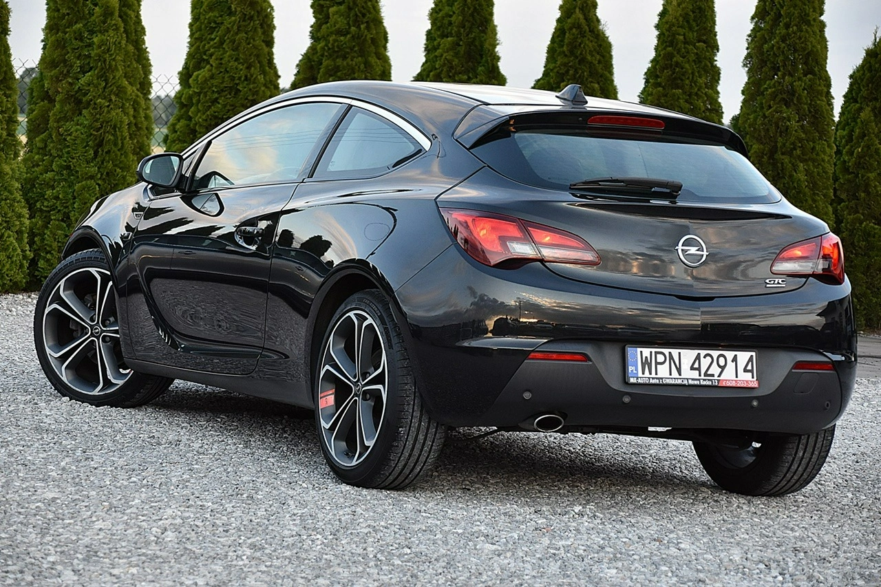 Opel Astra - Zdjęcie 14