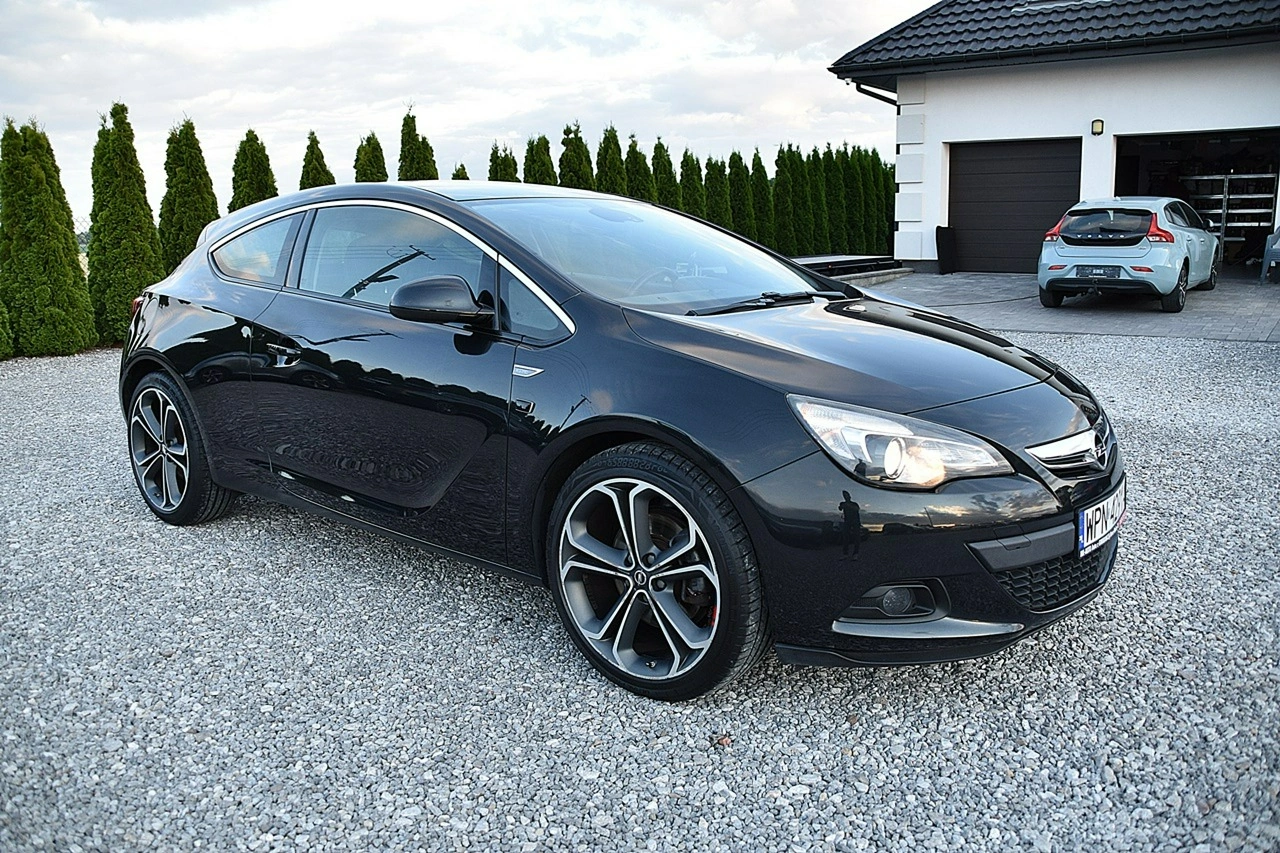 Opel Astra - Zdjęcie 24