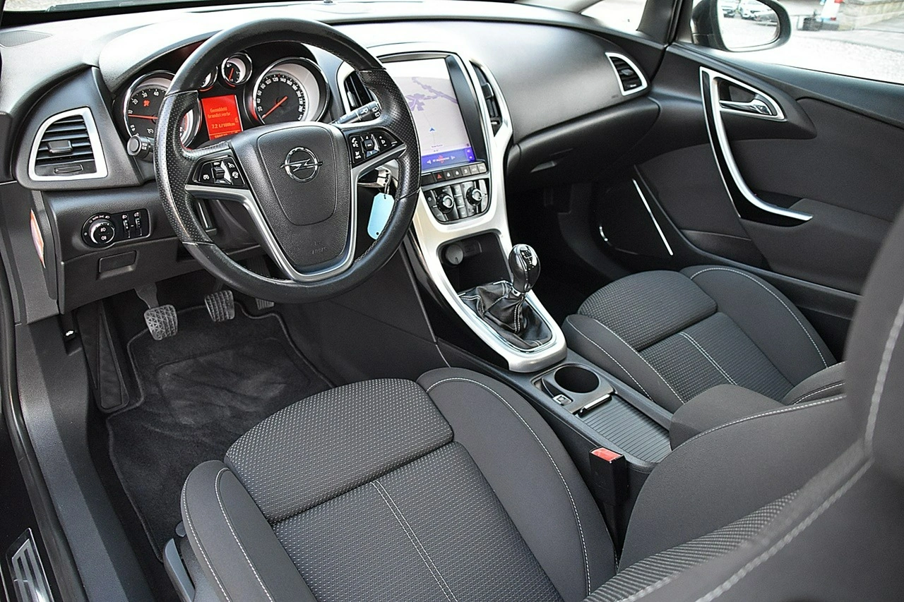 Opel Astra - Zdjęcie 4