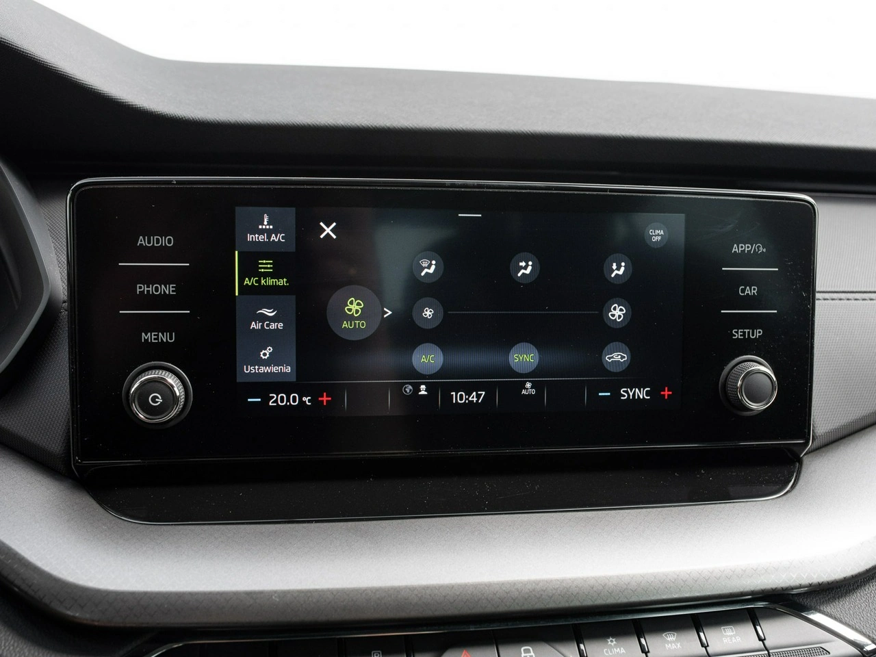 Skoda Octavia - Zdjęcie 16
