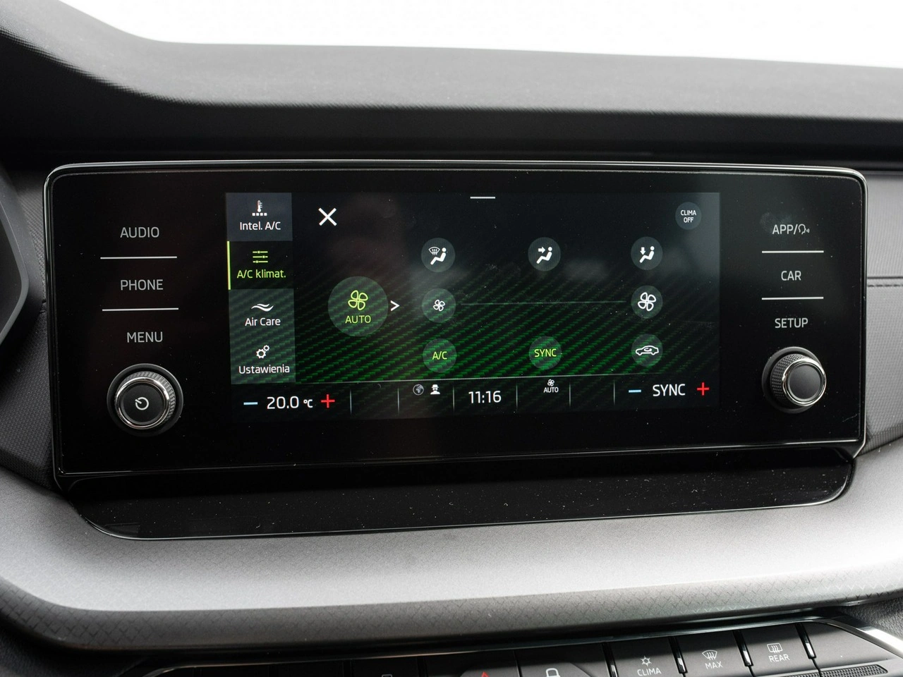 Skoda Octavia - Zdjęcie 16