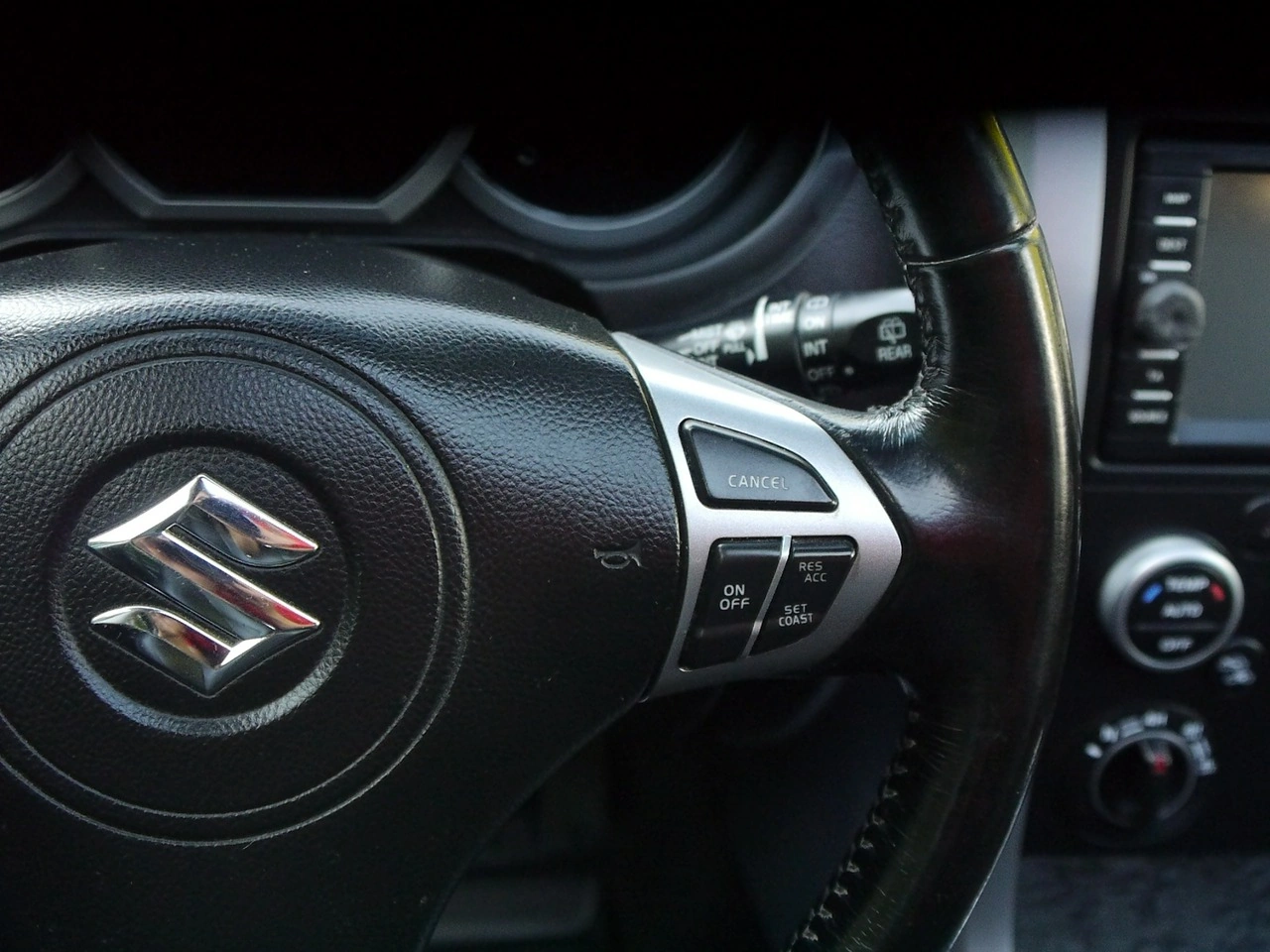 Suzuki Grand Vitara - Zdjęcie 20