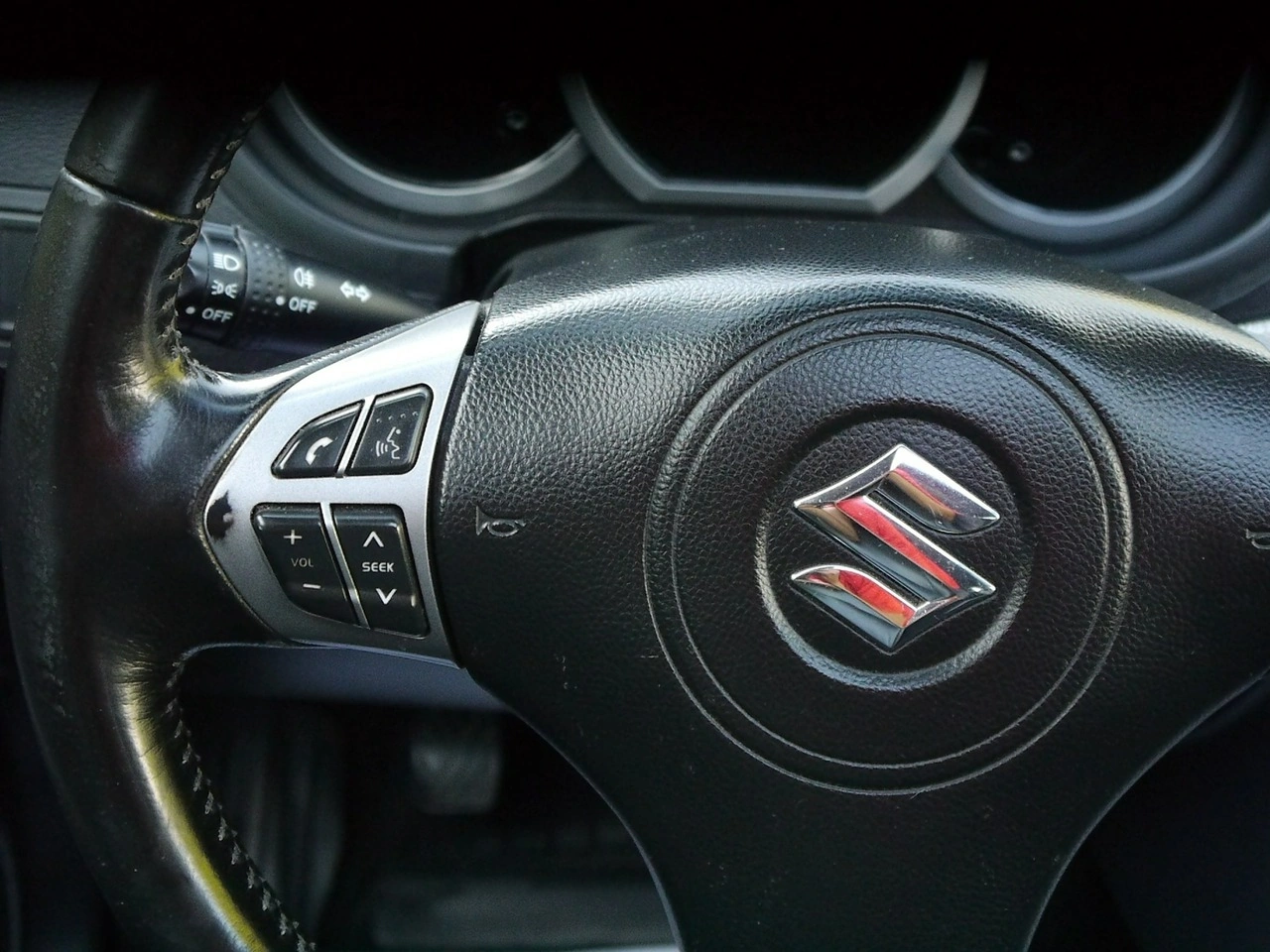 Suzuki Grand Vitara - Zdjęcie 21