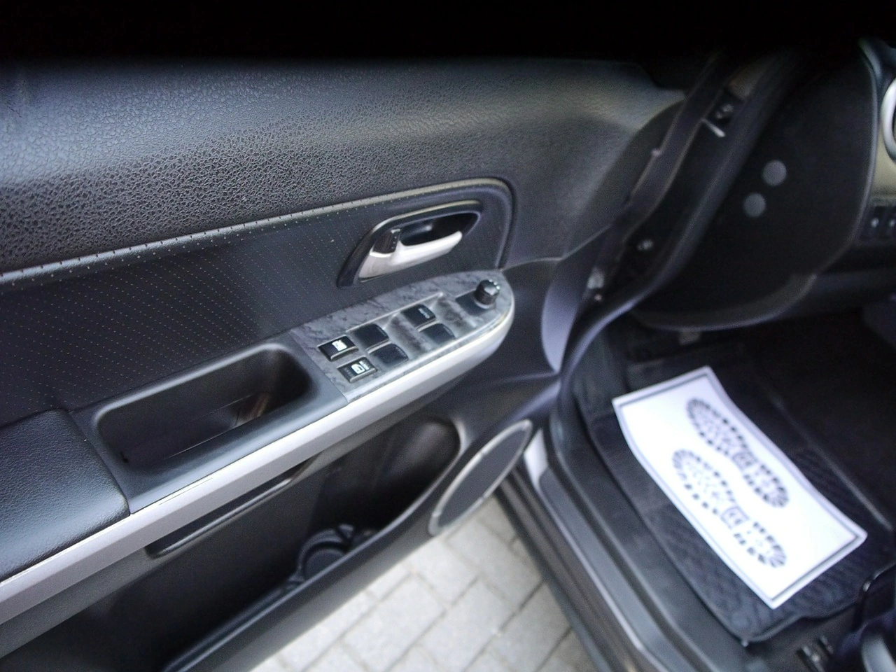 Suzuki Grand Vitara - Zdjęcie 34