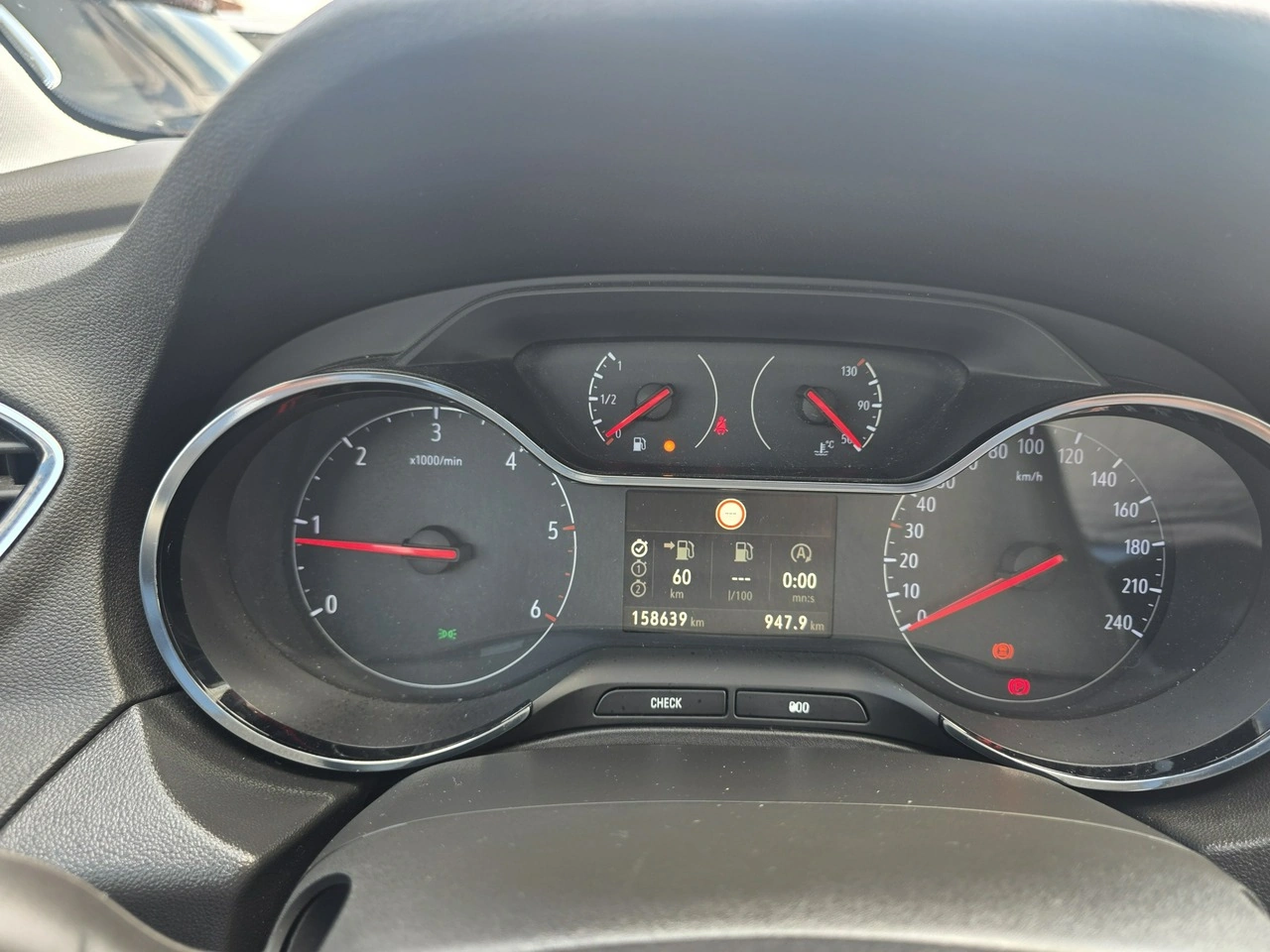 Opel Grandland X - Zdjęcie 11
