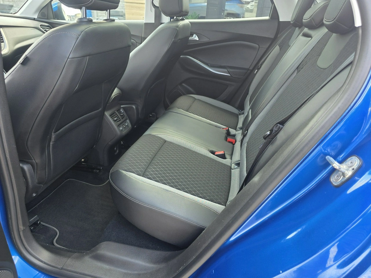 Opel Grandland X - Zdjęcie 14