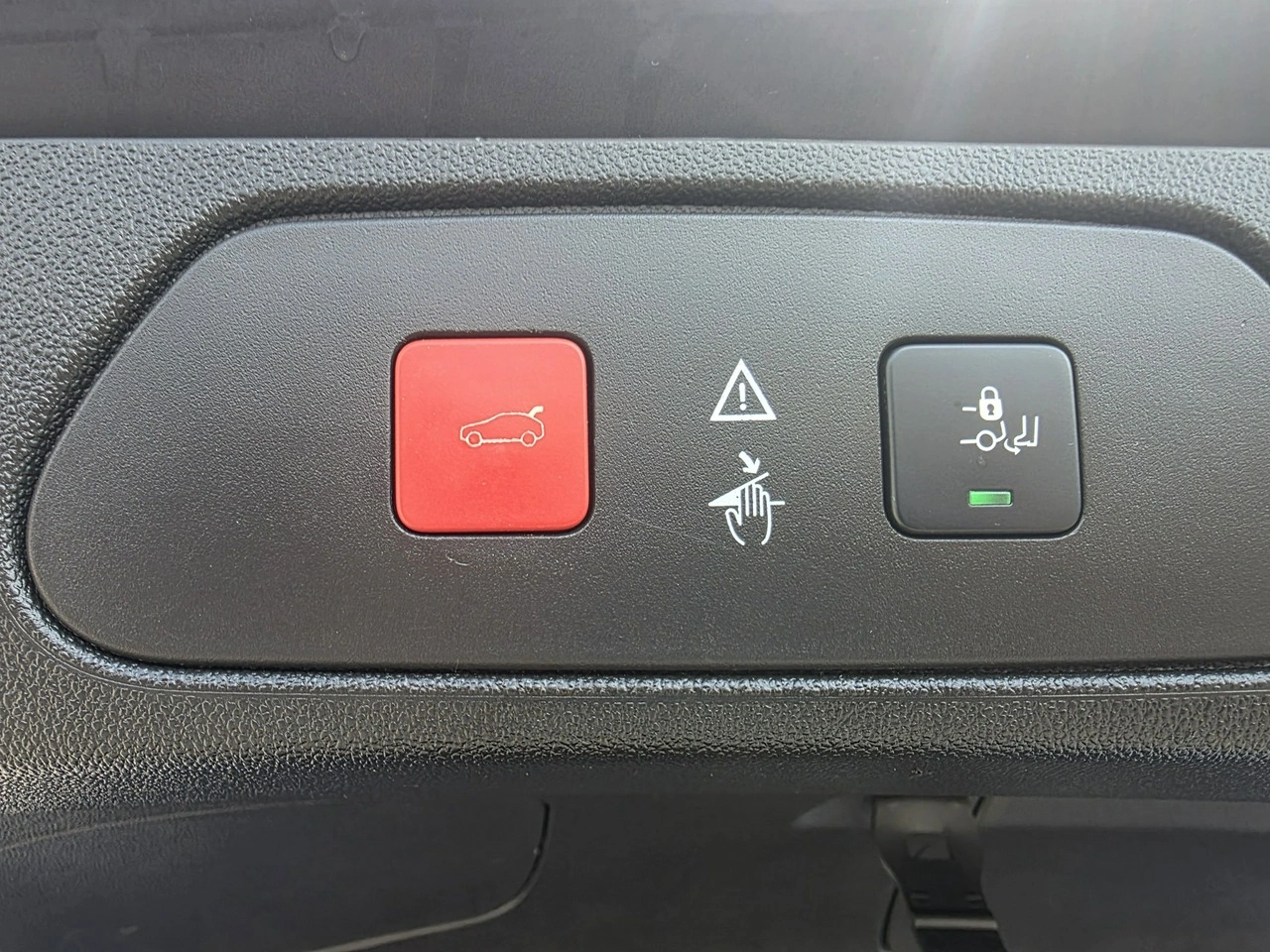 Opel Grandland X - Zdjęcie 32