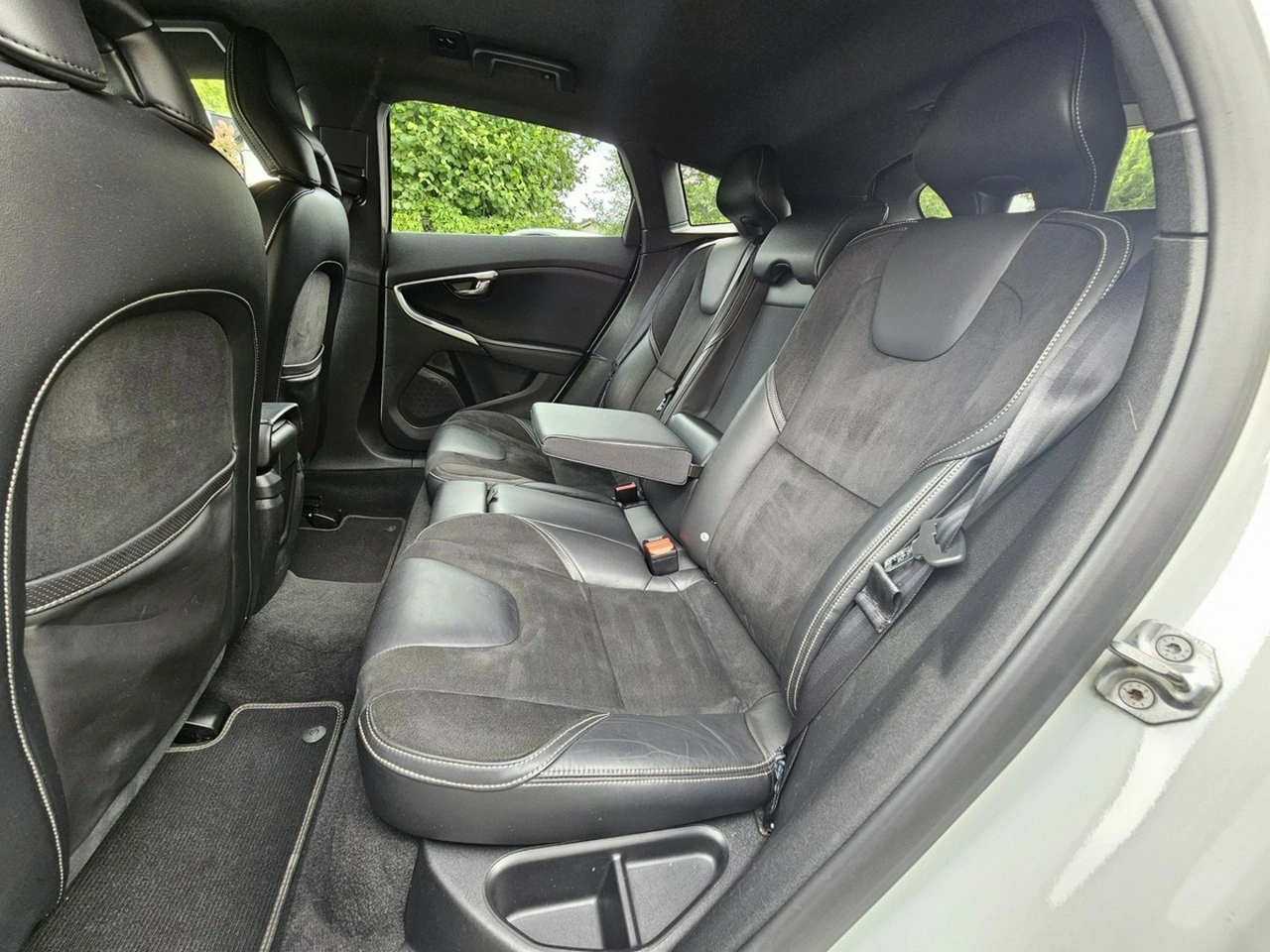 Volvo V40 - Zdjęcie 13