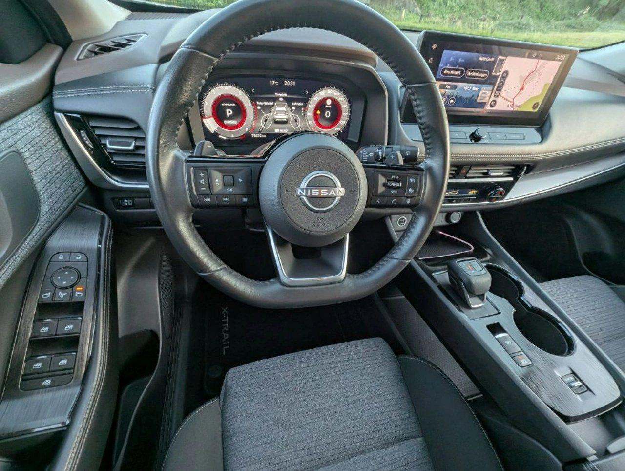 Nissan X-Trail - Zdjęcie 8