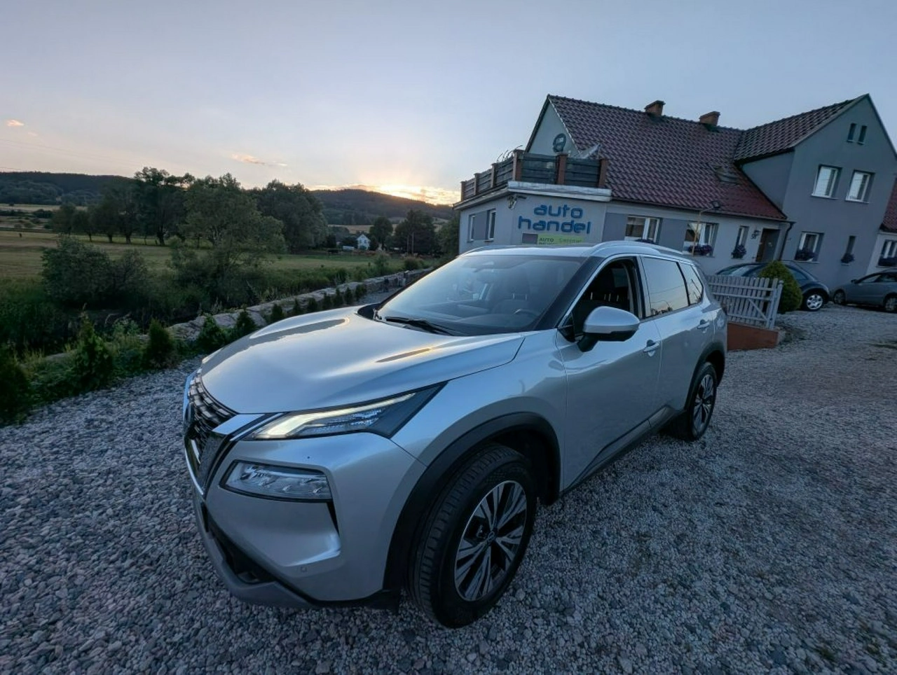 Nissan X-Trail - Główne zdjęcie
