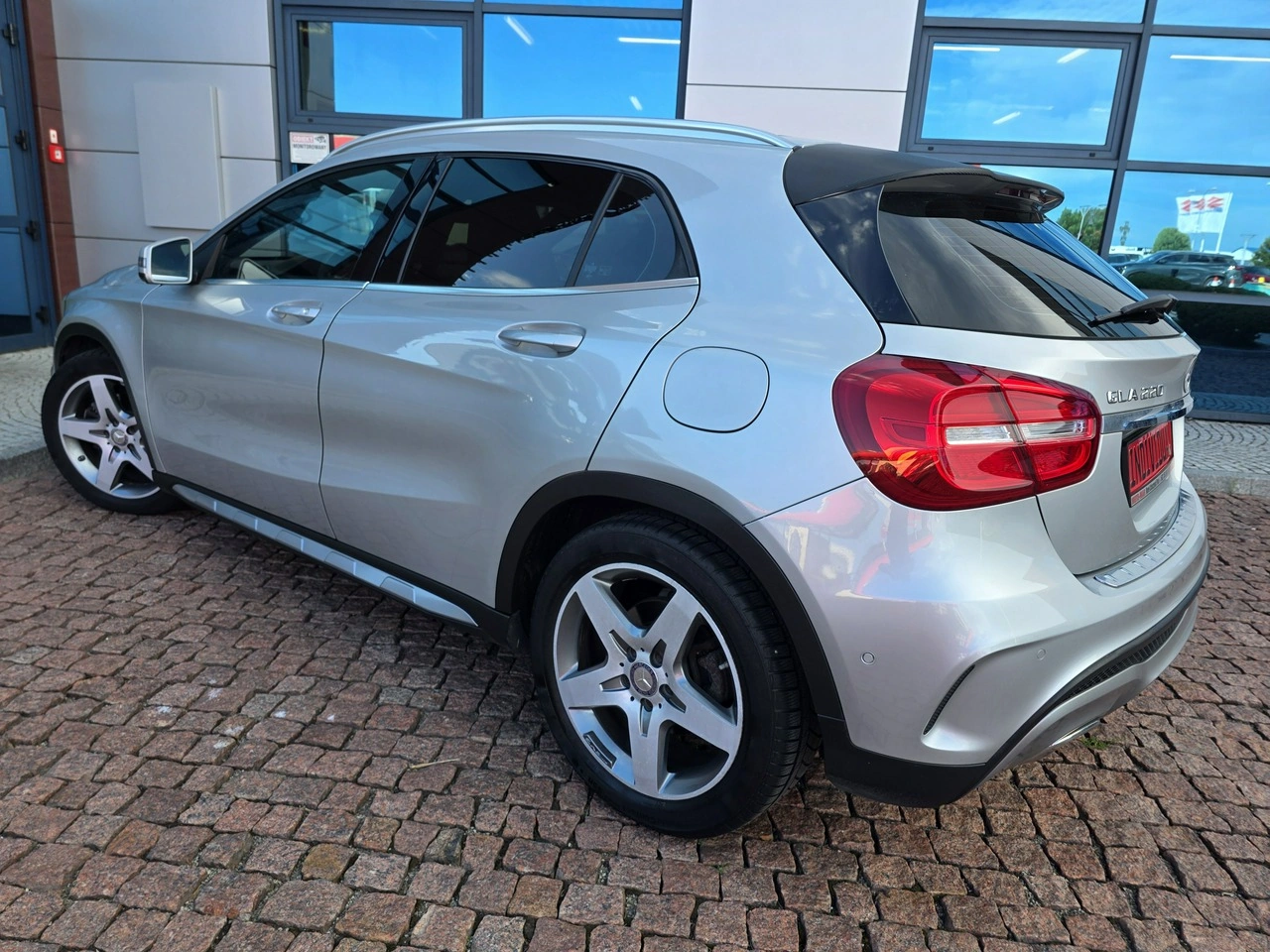 Mercedes GLA 220 - Zdjęcie 18