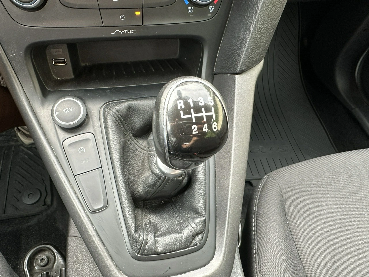 Ford Focus - Zdjęcie 14