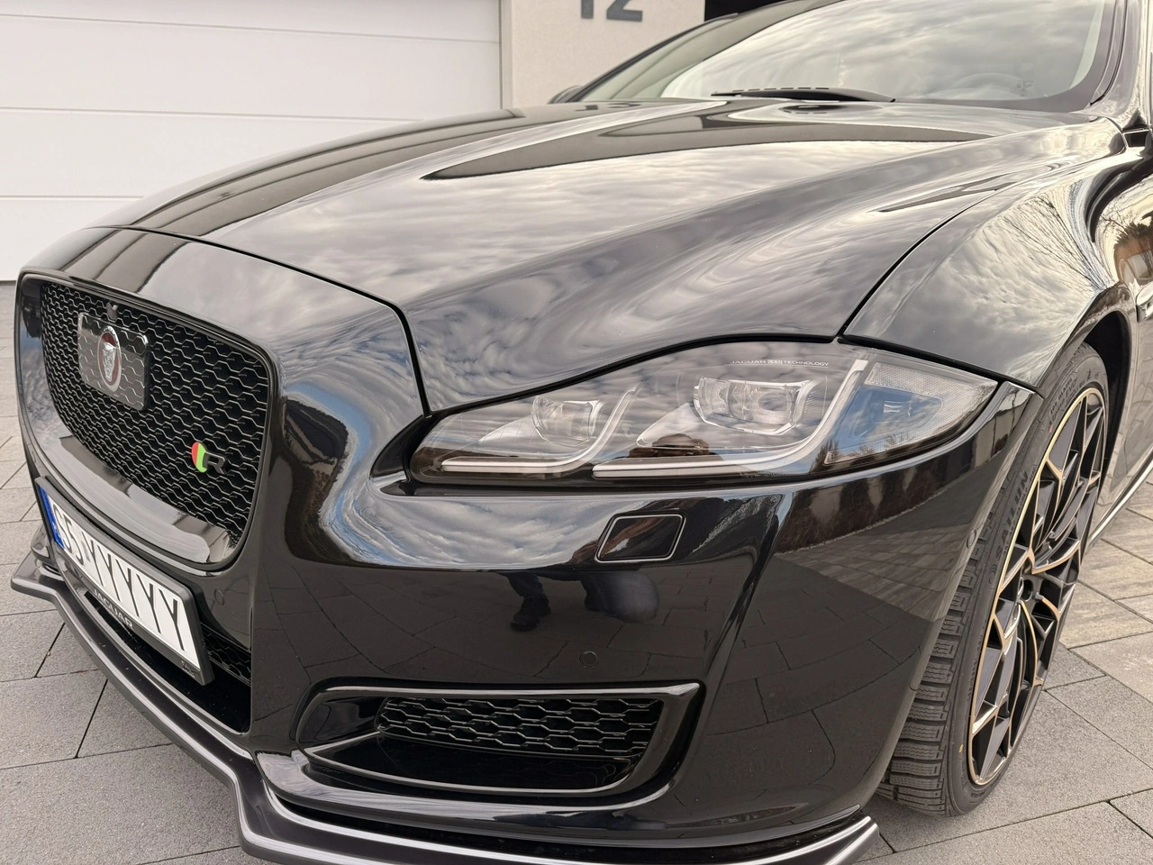 Jaguar XJ - Zdjęcie 8