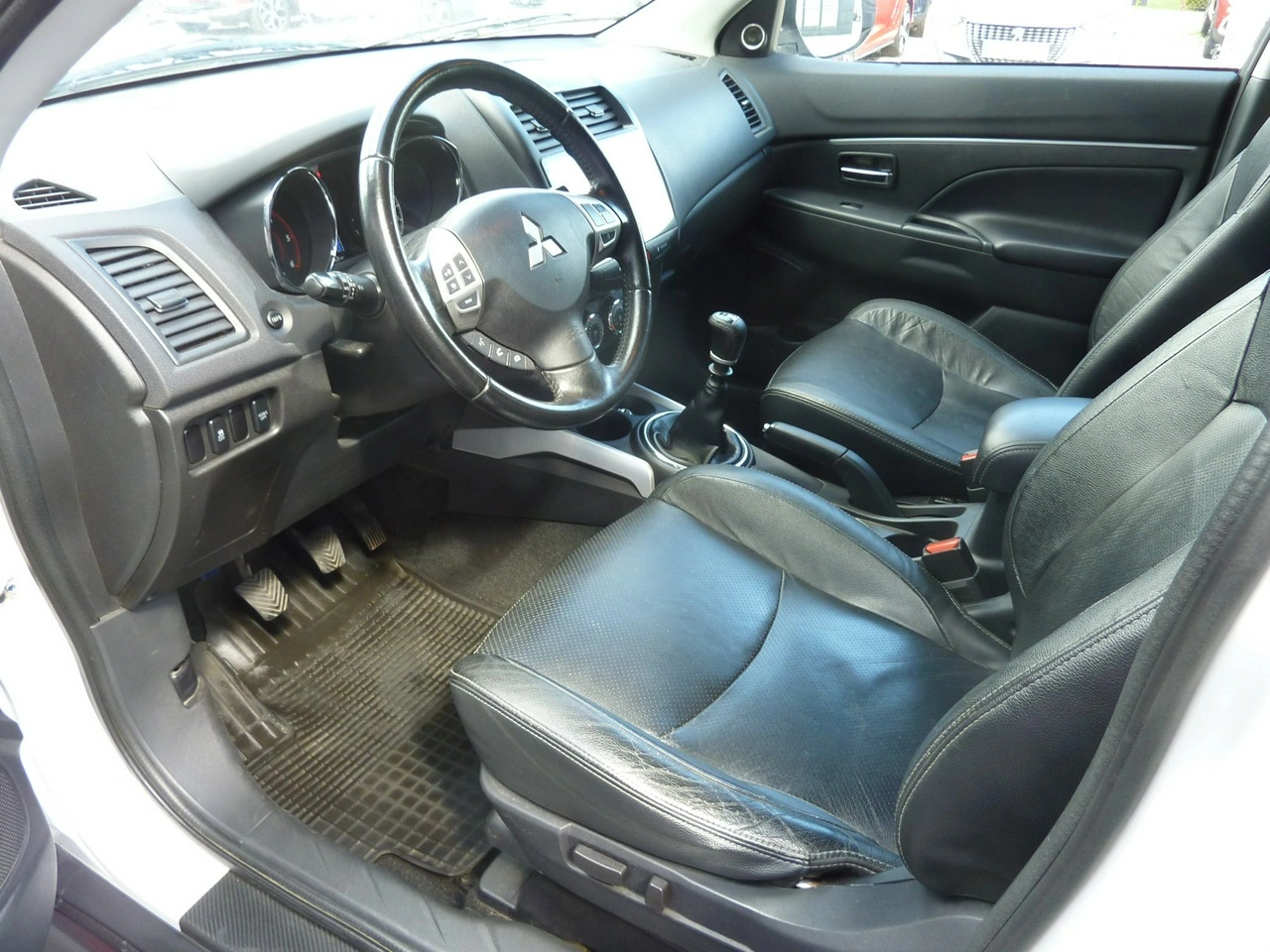 Mitsubishi ASX - Zdjęcie 10