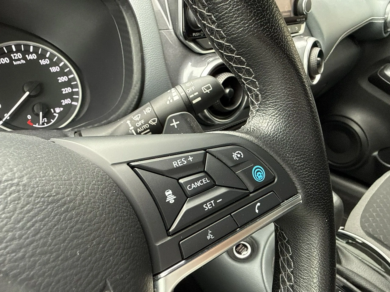 Nissan Juke - Zdjęcie 14