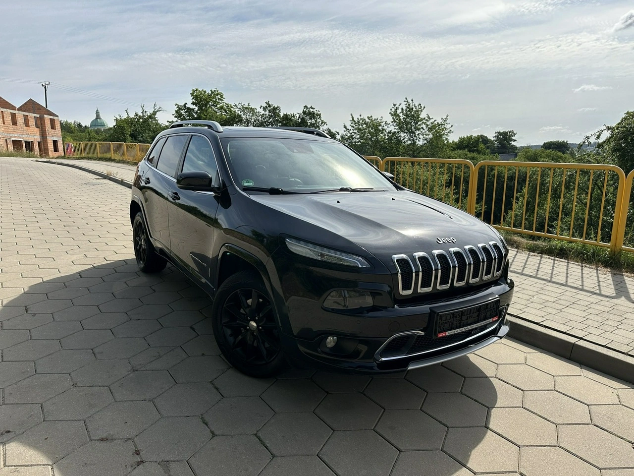 Jeep Cherokee - Główne zdjęcie