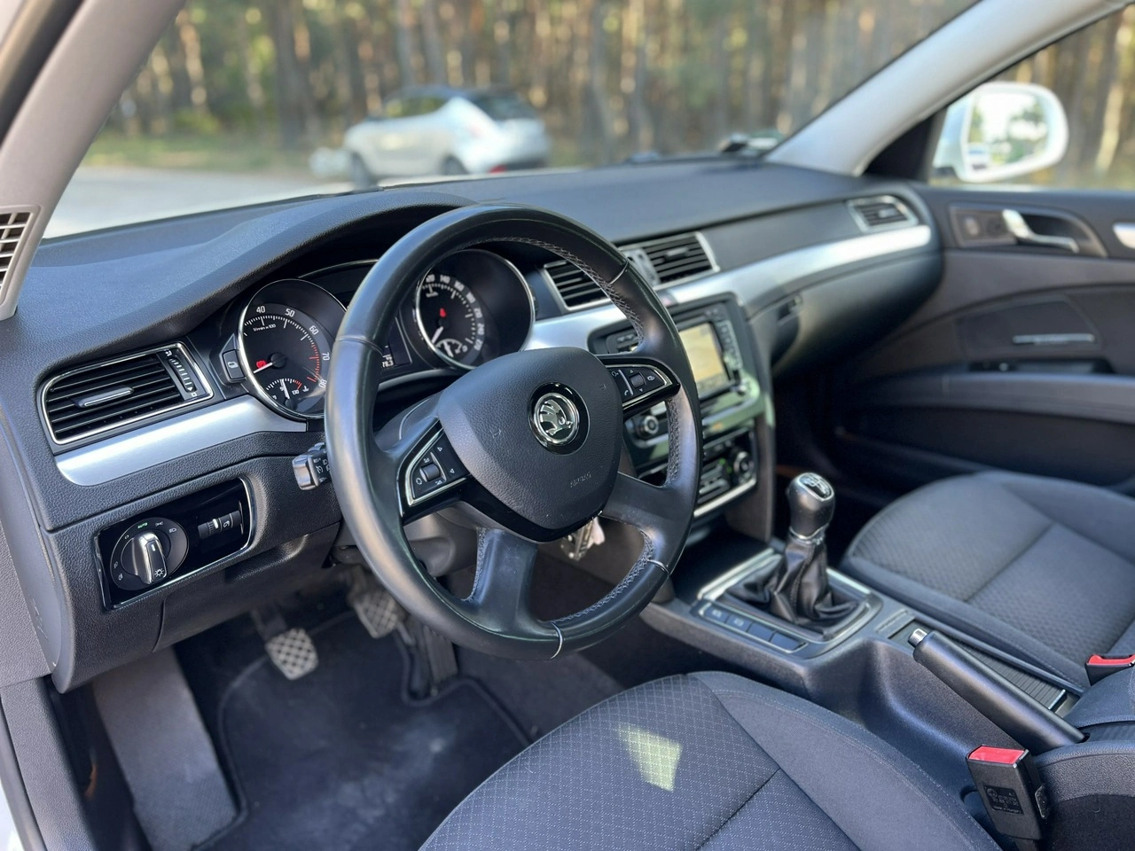 Skoda Superb - Zdjęcie 12
