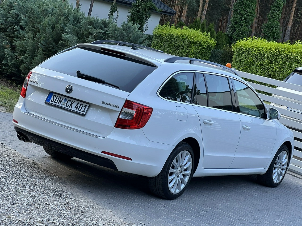 Skoda Superb - Zdjęcie 17