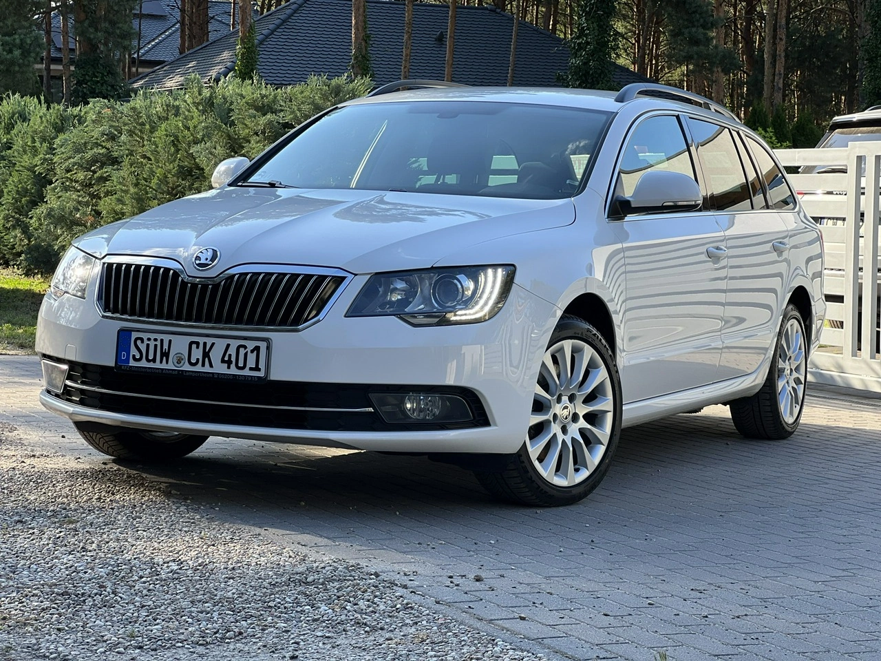 Skoda Superb - Zdjęcie 2