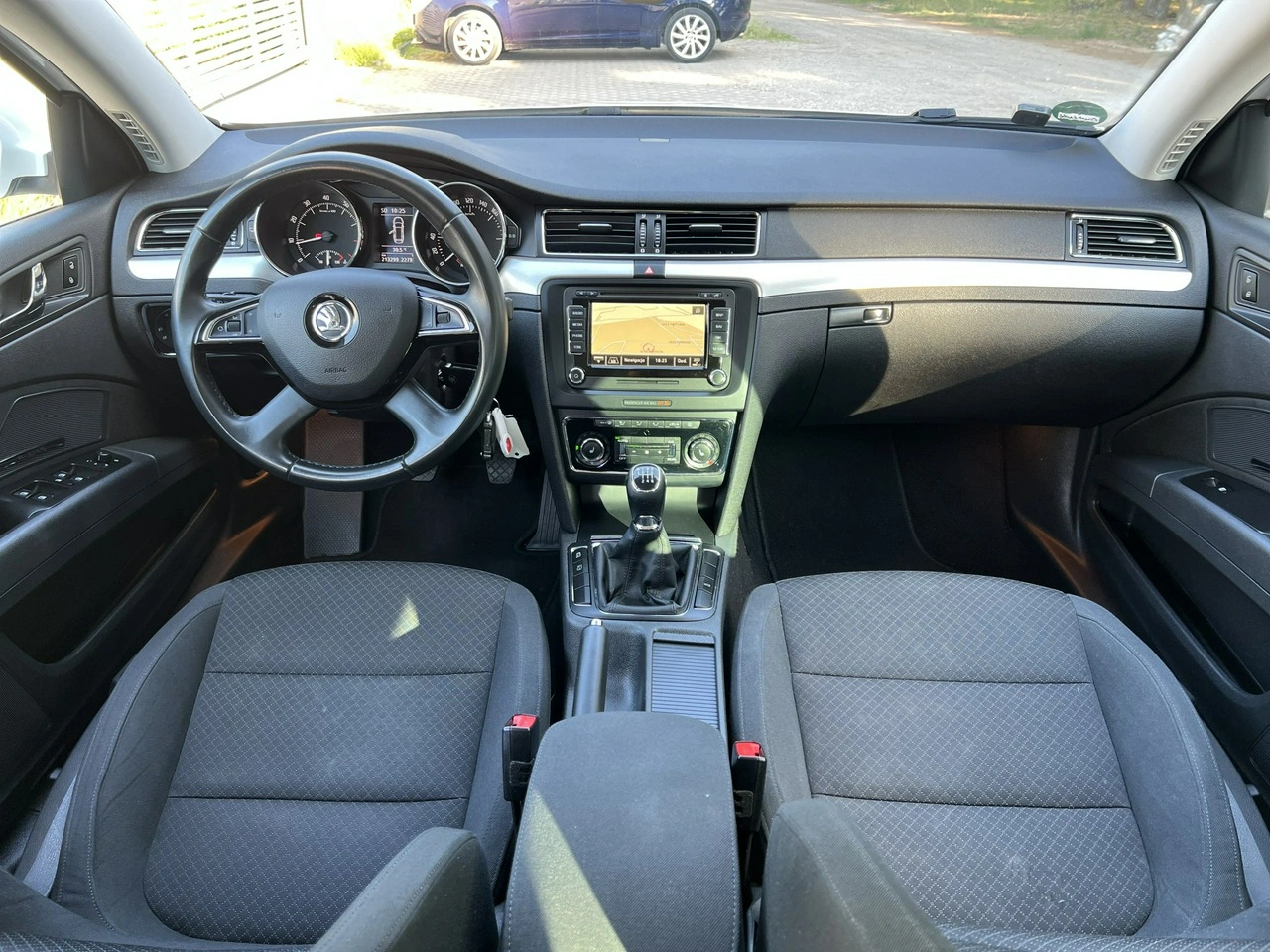 Skoda Superb - Zdjęcie 7