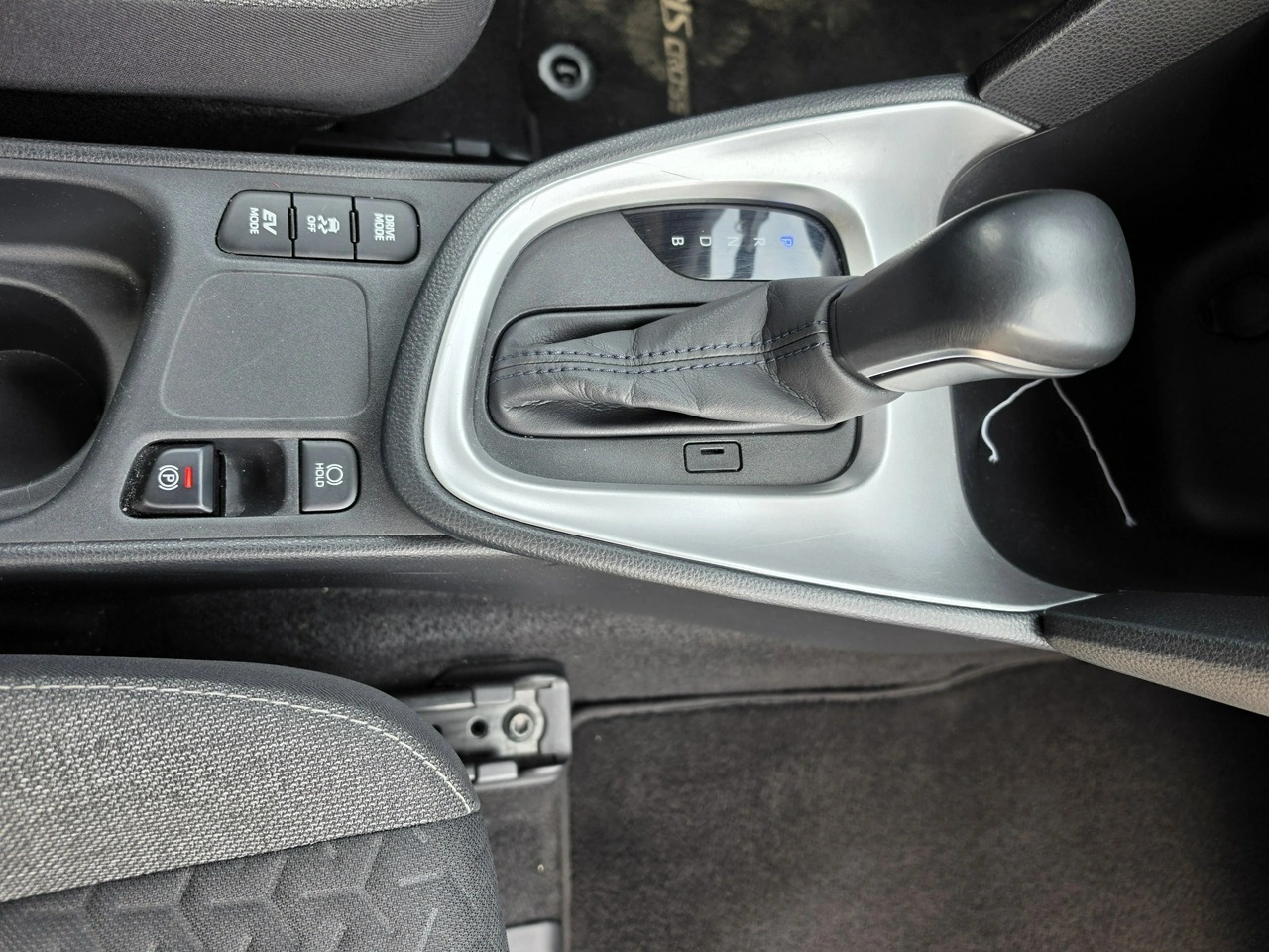 Toyota Yaris Cross - Zdjęcie 14