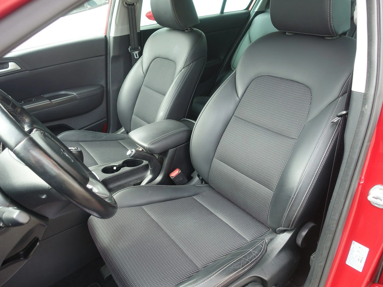 Kia Sportage - Zdjęcie 9