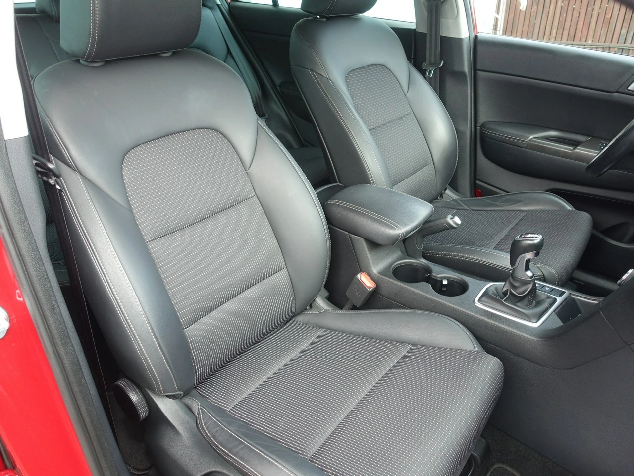 Kia Sportage - Zdjęcie 14