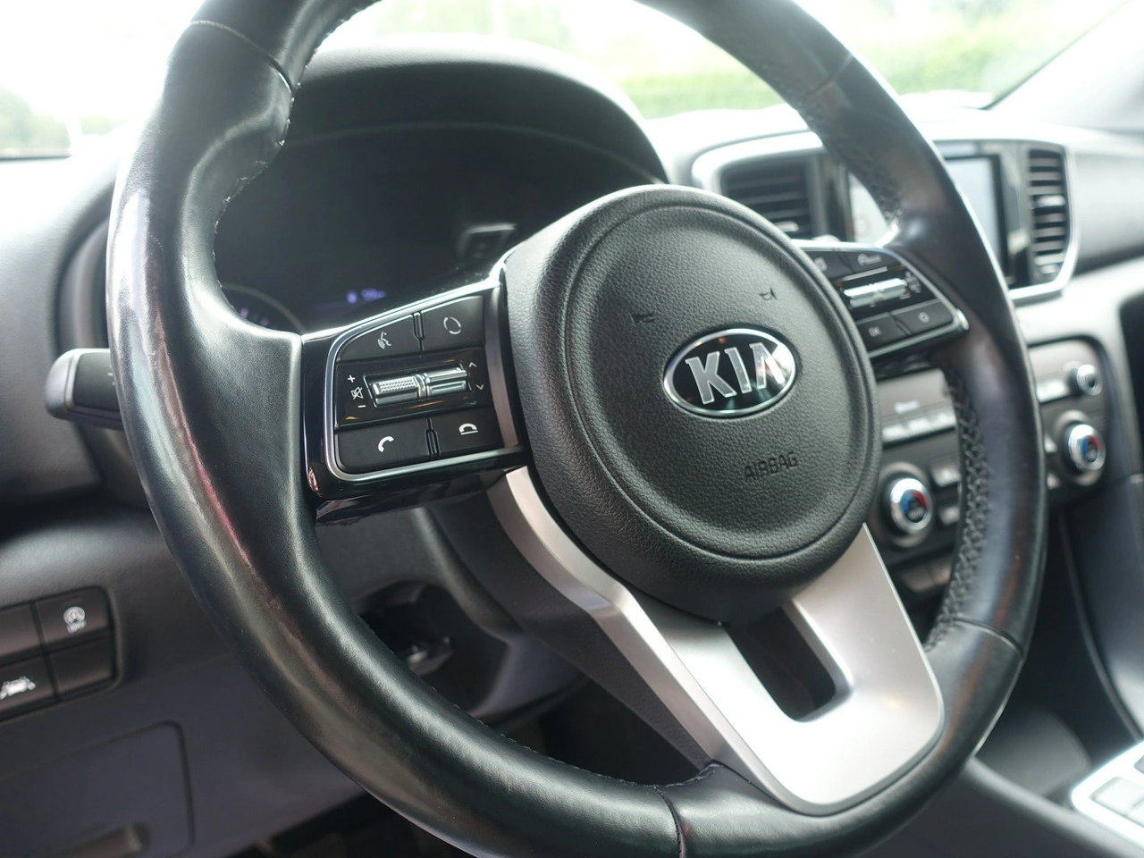 Kia Sportage - Zdjęcie 17