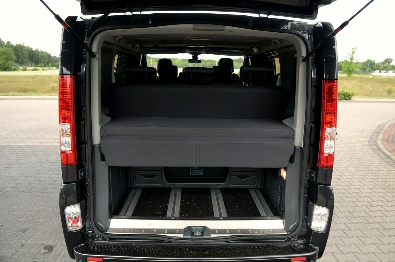 Renault Trafic - Zdjęcie 10
