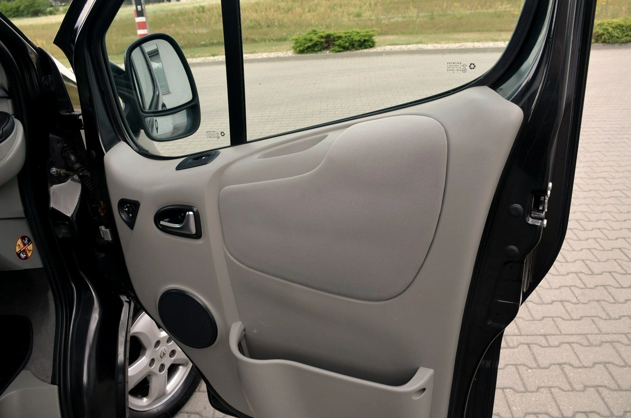 Renault Trafic - Zdjęcie 20