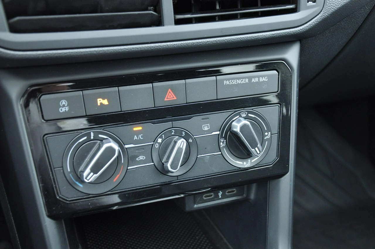 Volkswagen T-Cross - Zdjęcie 20
