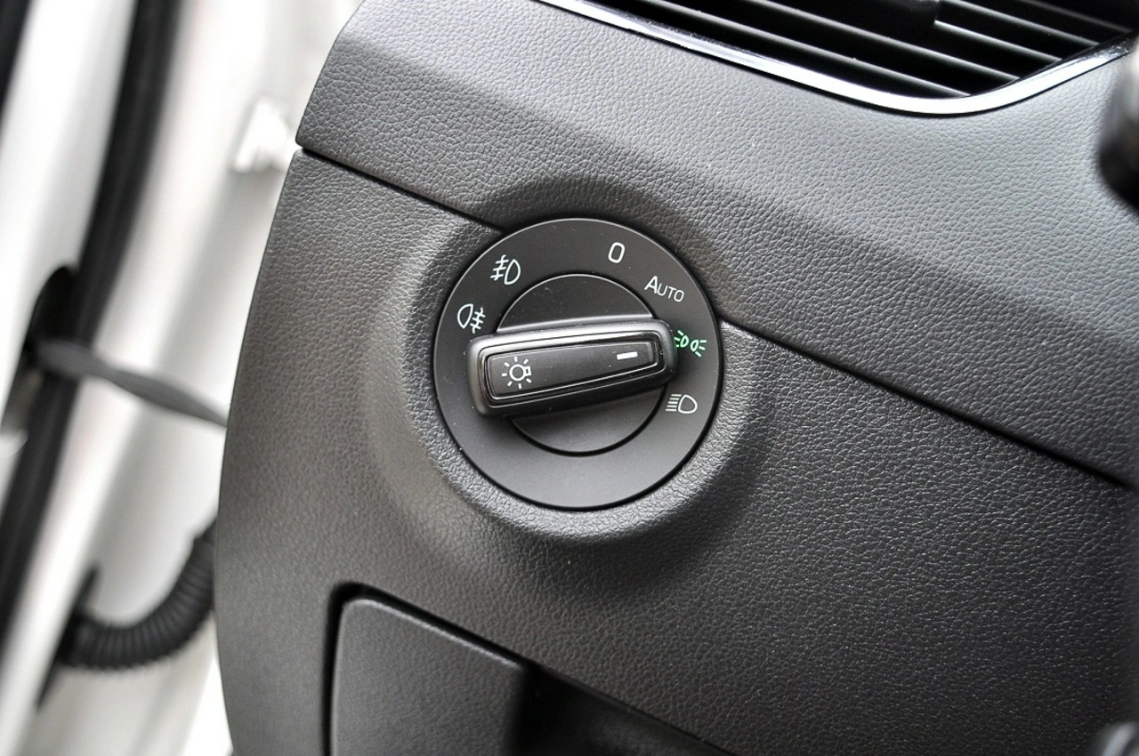 Skoda Octavia - Zdjęcie 16