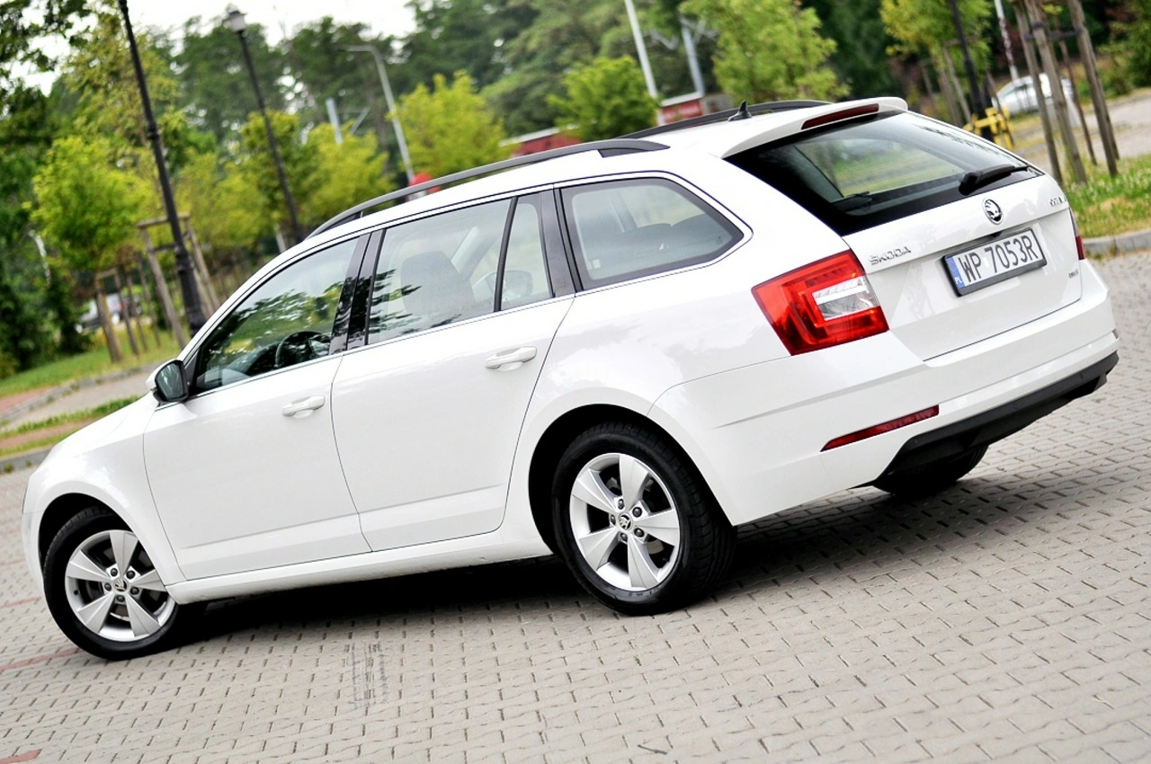 Skoda Octavia - Zdjęcie 34