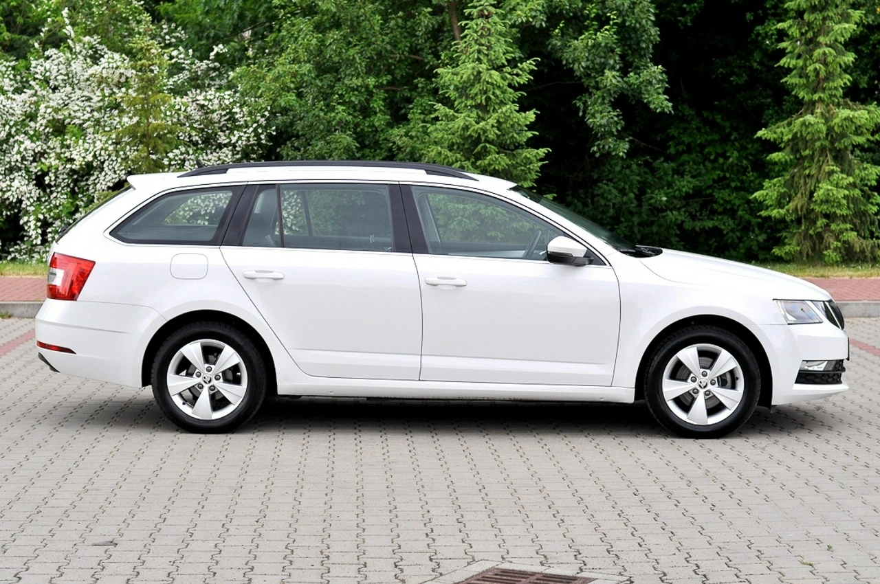 Skoda Octavia - Zdjęcie 4