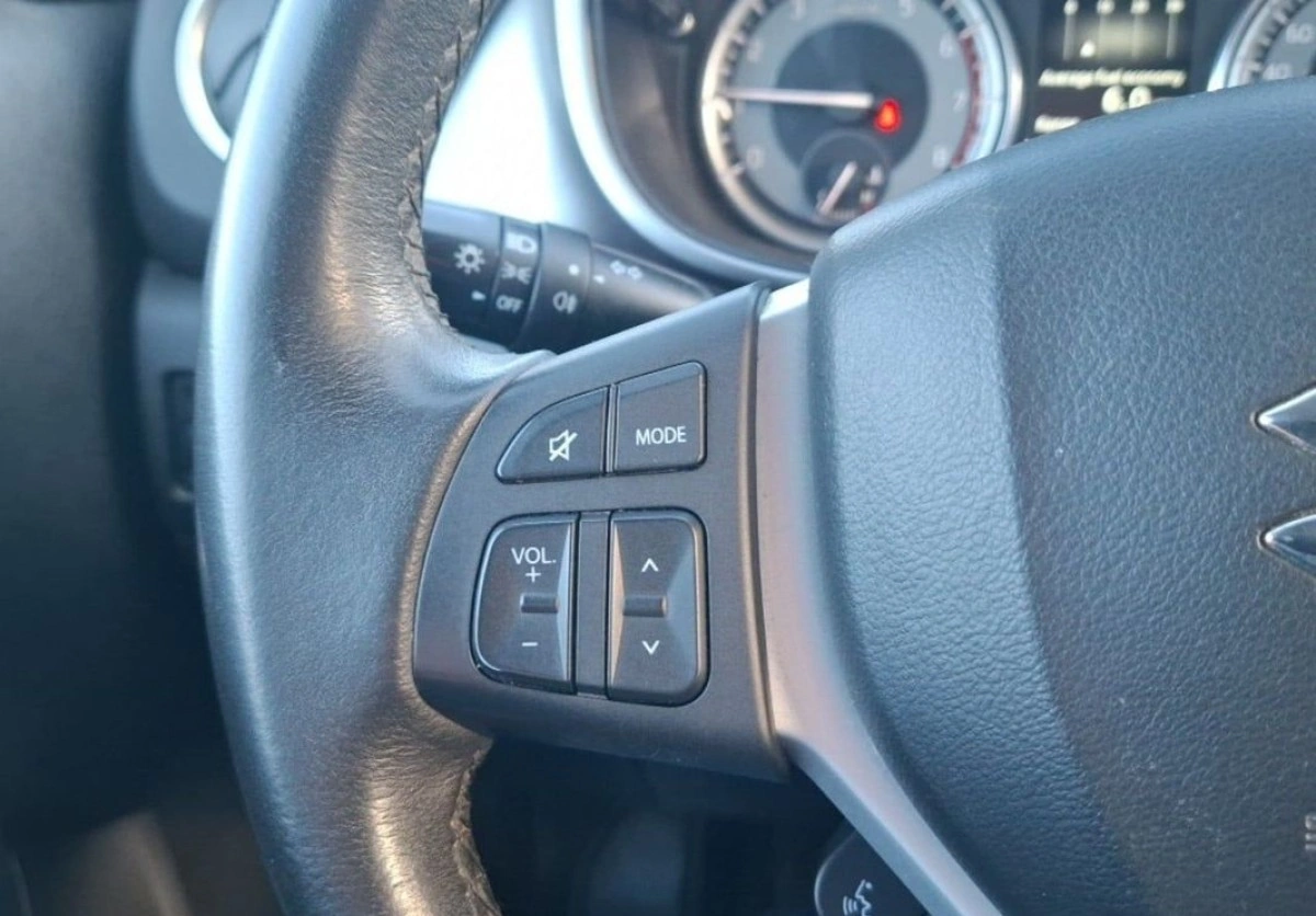 Suzuki Vitara - Zdjęcie 22