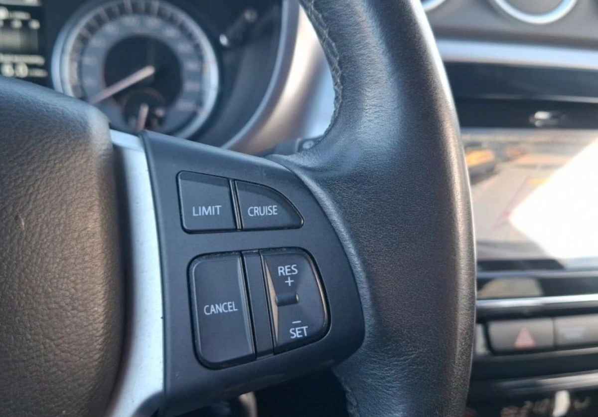 Suzuki Vitara - Zdjęcie 23