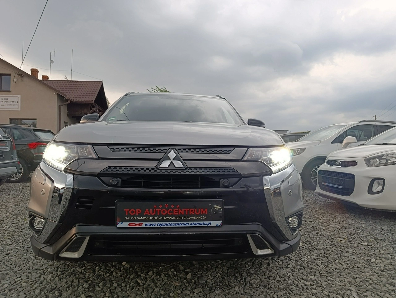 Mitsubishi Outlander - Zdjęcie 9