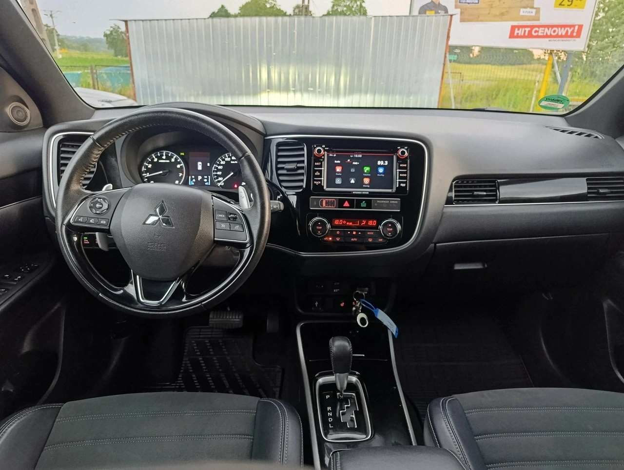 Mitsubishi Outlander - Zdjęcie 12