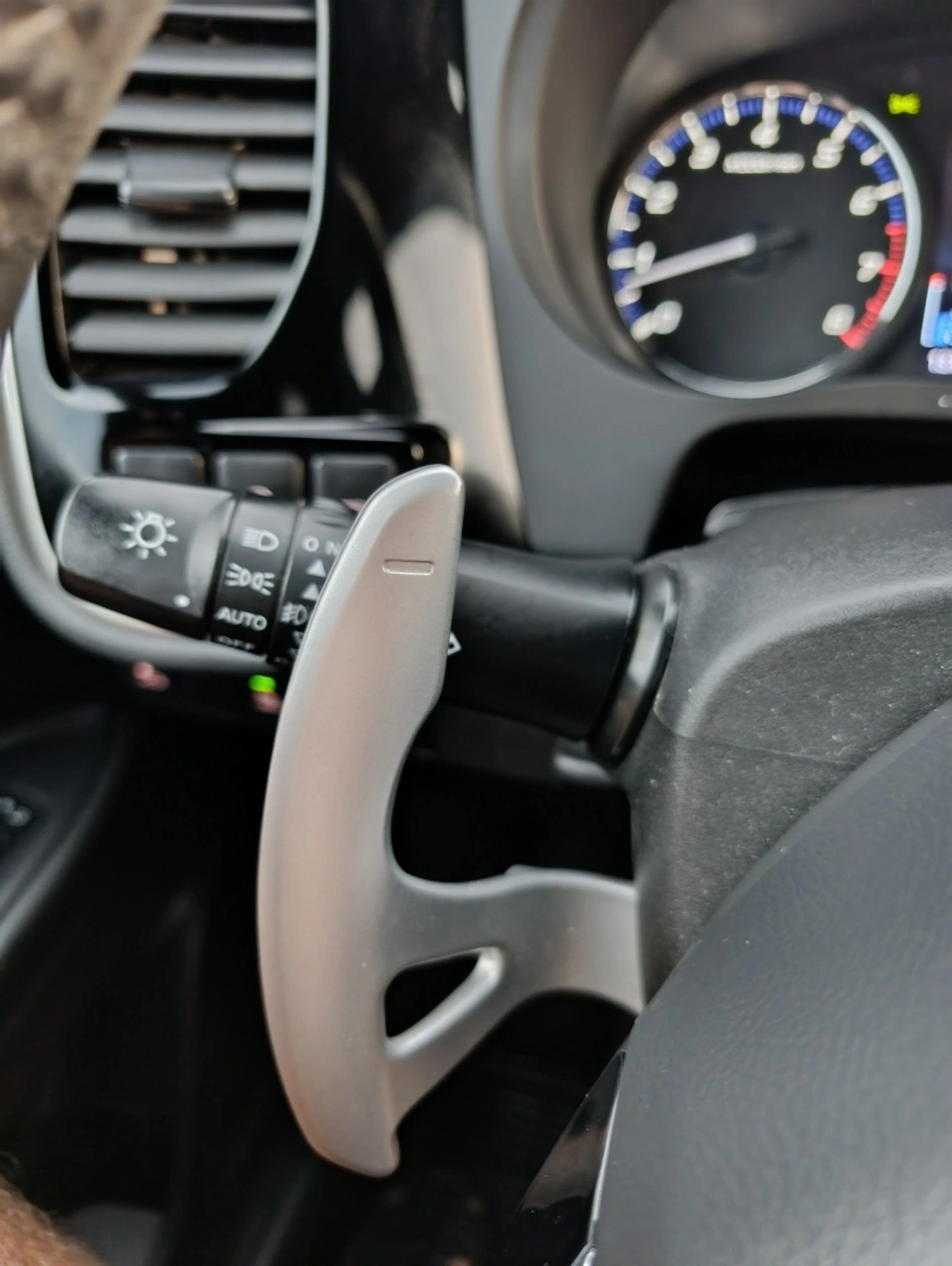 Mitsubishi Outlander - Zdjęcie 22