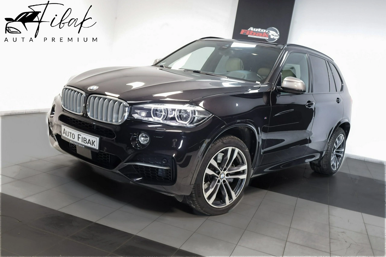 BMW X5 - Główne zdjęcie