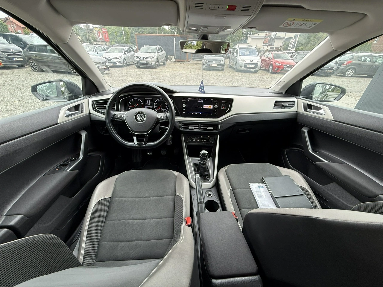 Volkswagen Polo - Zdjęcie 16