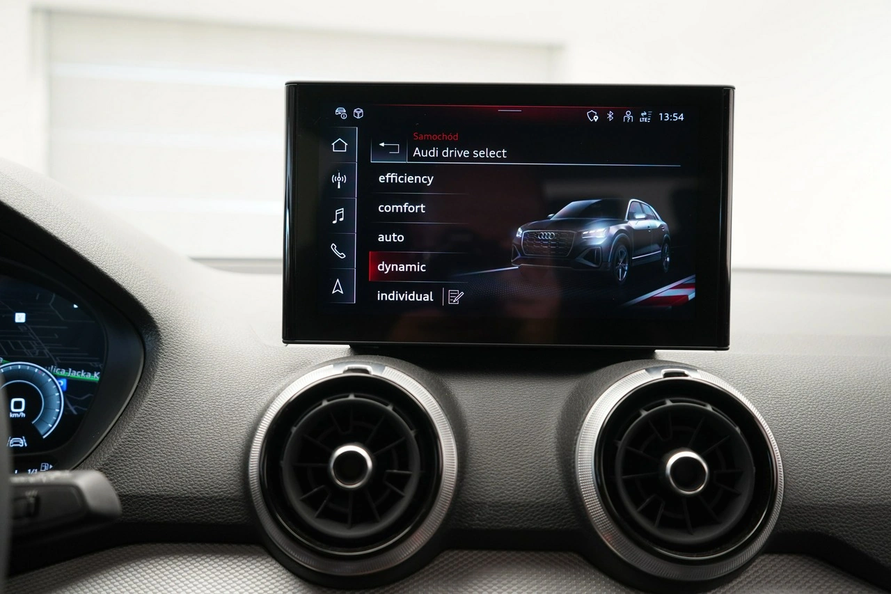 Audi Q2 - Zdjęcie 30