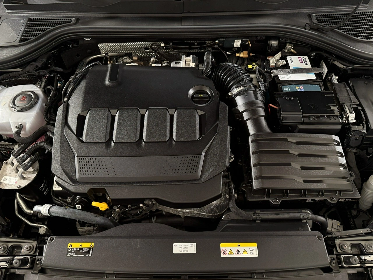 Volkswagen Passat Variant - Zdjęcie 37