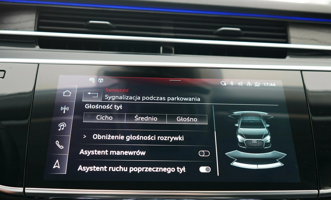 Audi A8 - Zdjęcie 32