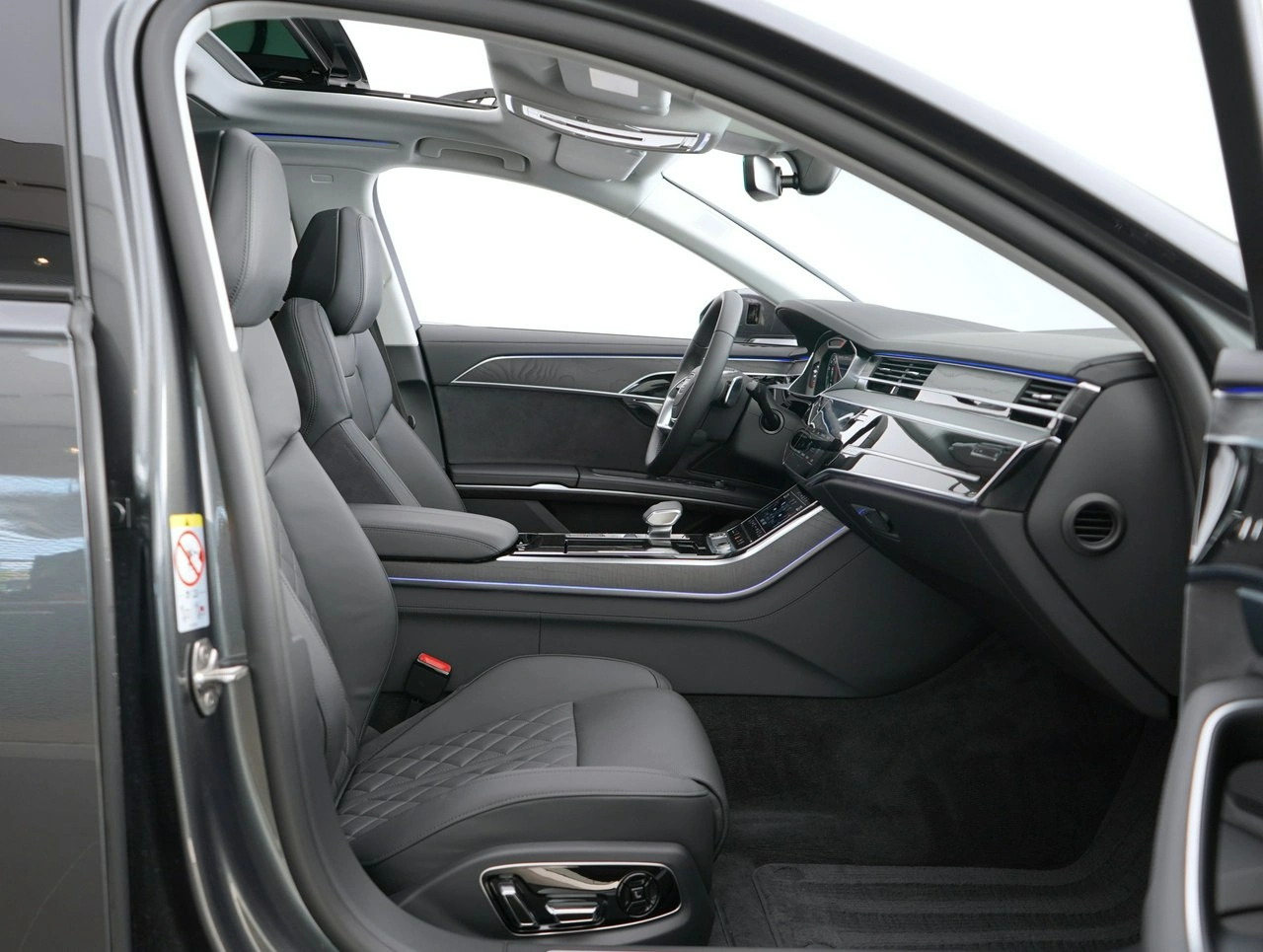 Audi A8 - Zdjęcie 38
