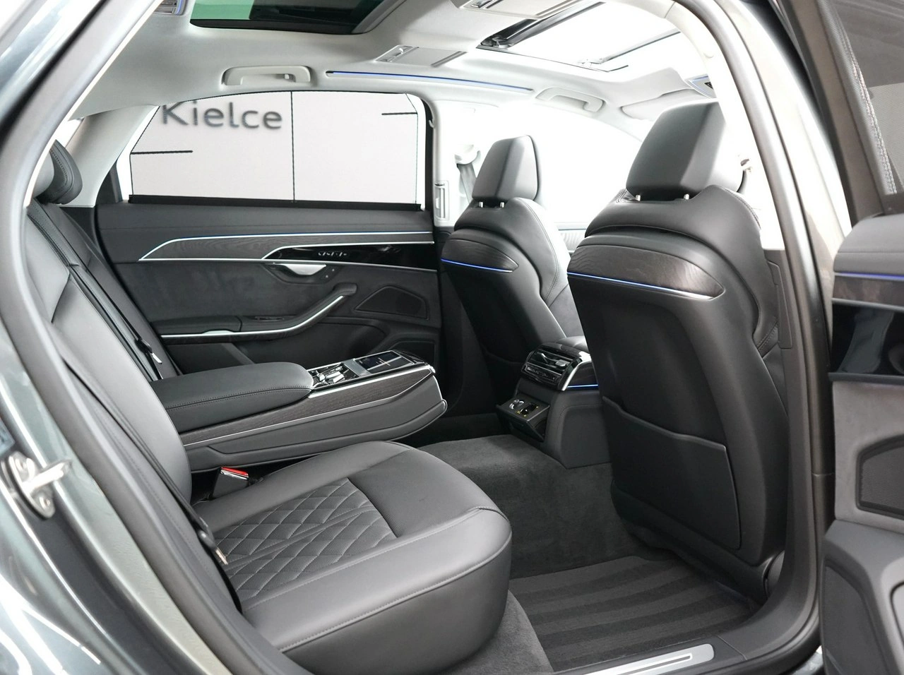 Audi A8 - Zdjęcie 40
