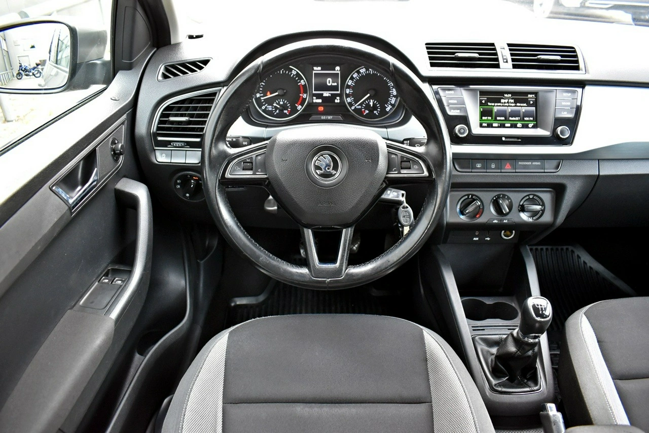 Skoda Fabia - Zdjęcie 12