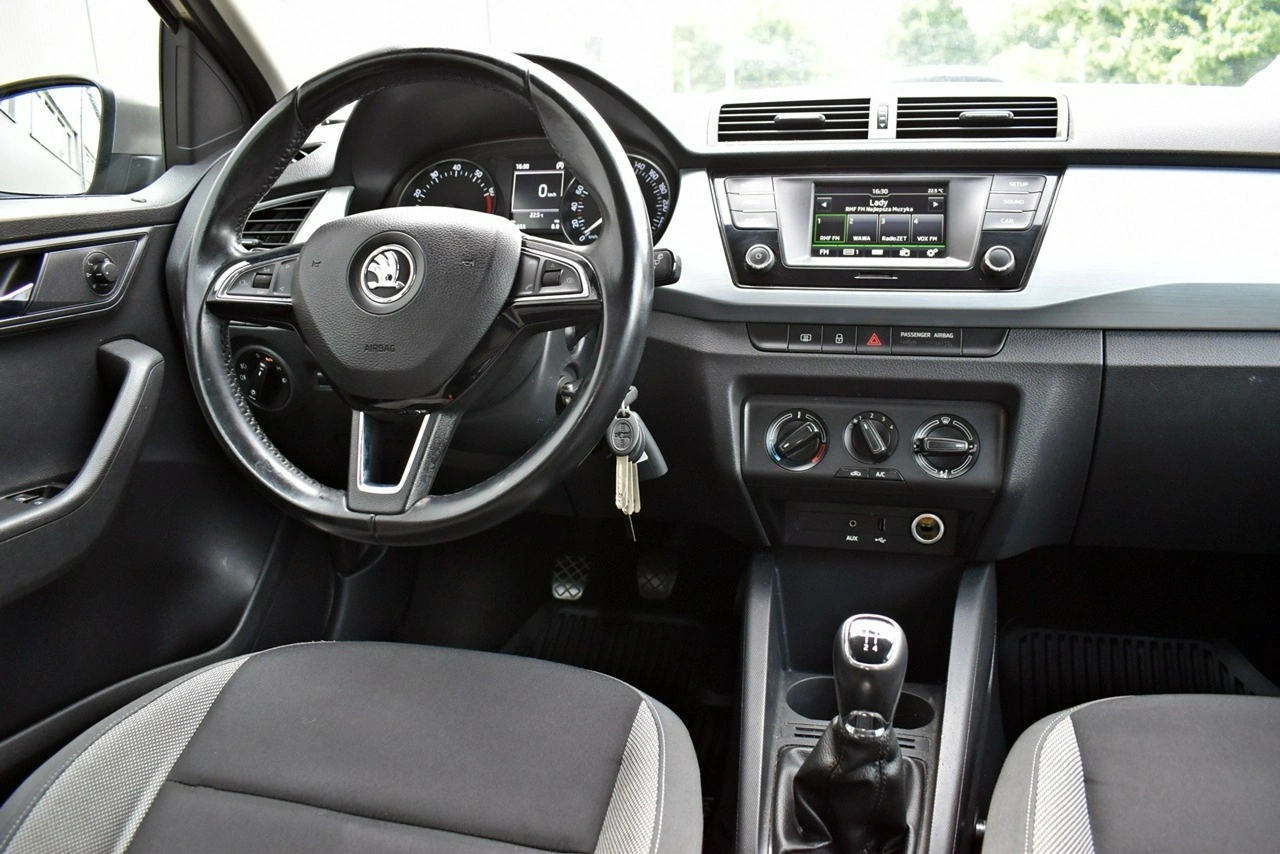 Skoda Fabia - Zdjęcie 15
