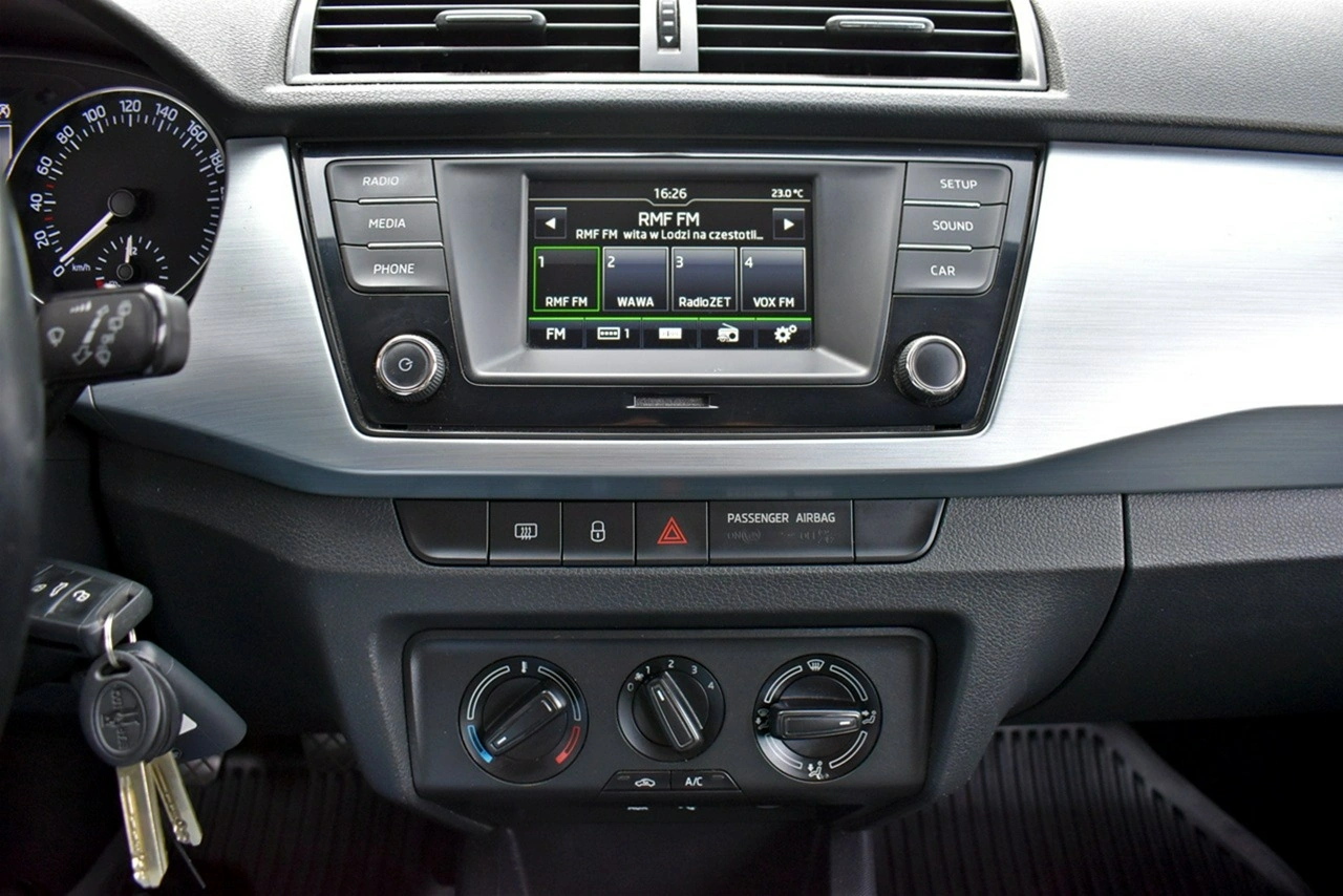 Skoda Fabia - Zdjęcie 17