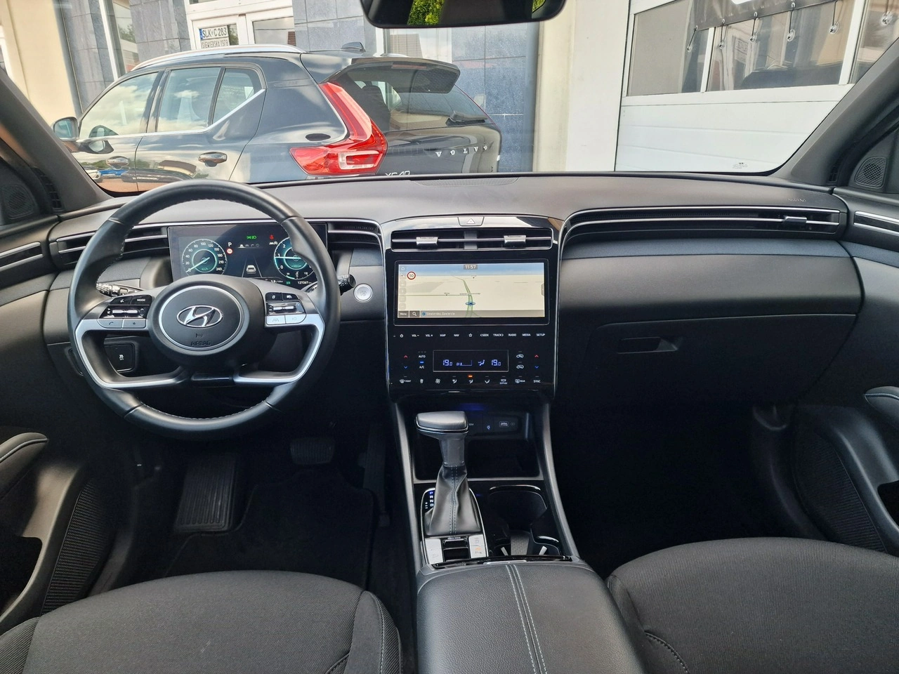 Hyundai Tucson - Zdjęcie 17
